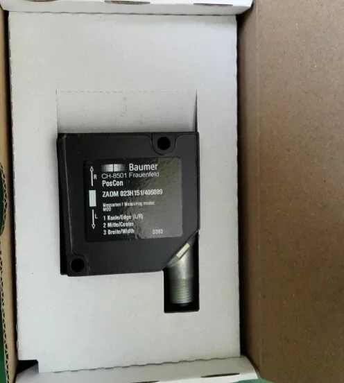 

BAUMER ELECTRIC Advanced Edge/Profile Sensors - PosCon / ParCon 10158593 ZADM 023H151.0001