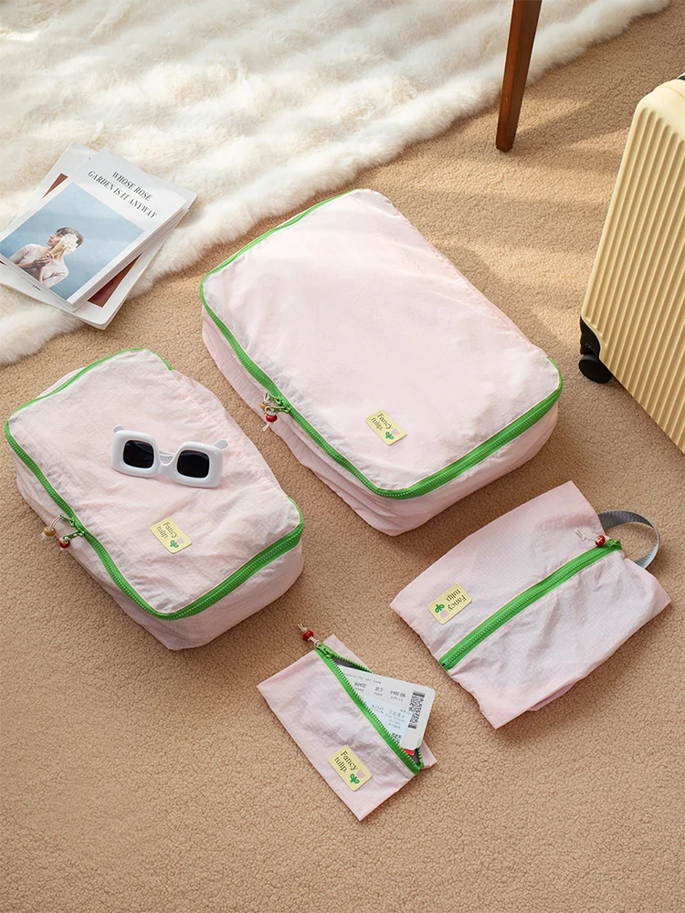 

Portable Travel Lage Organizer Bag f House Original Design Cloth Bag for Clothing Storage And Partitioning