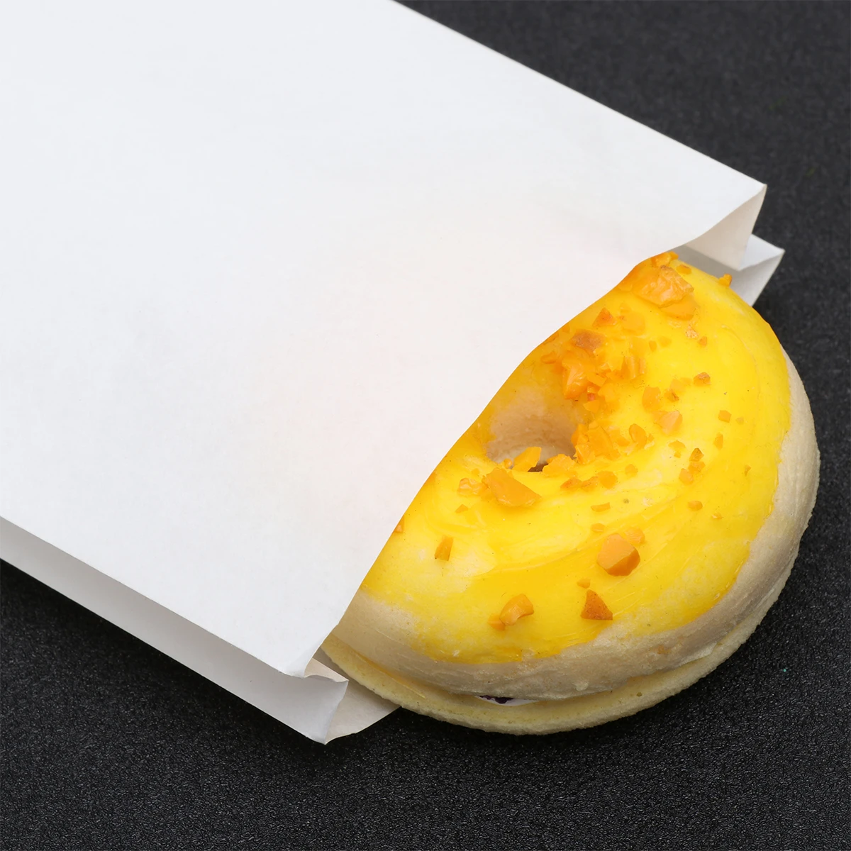 

100Pcs Hot Dog Paper Food Bags Greaseproof Oilproof Takeout Pouch for Sandwich Nut Snack Packaging Hot Dog Bags