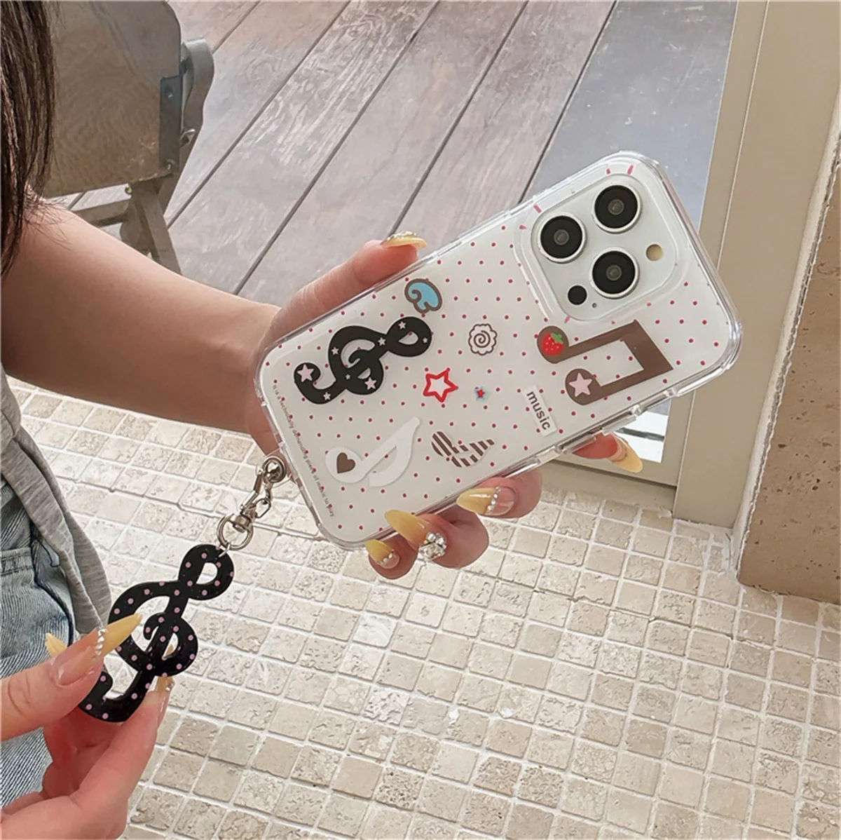 

Korean Cute Polka Dot Music Symbols Phone Case For iPhone 16 Pro 14 15 Pro Max Cover with Pendant Shockproof Cases
