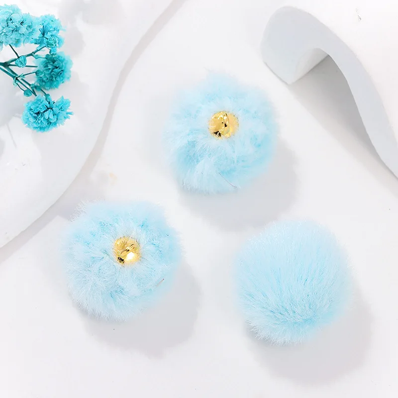 20pcs Plush Fluffy Fur Ball Beads Earring Charms Pompom Beads Pendant for DIY Necklace Bracelet Pendant Jewelry Making Supplies