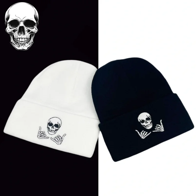 

2024 Winter Embroidery Skull Gestures 66 Acrylic Knit Beanies Hat for Men Women Outdoor Mountaineering Warming Cold Caps Youth