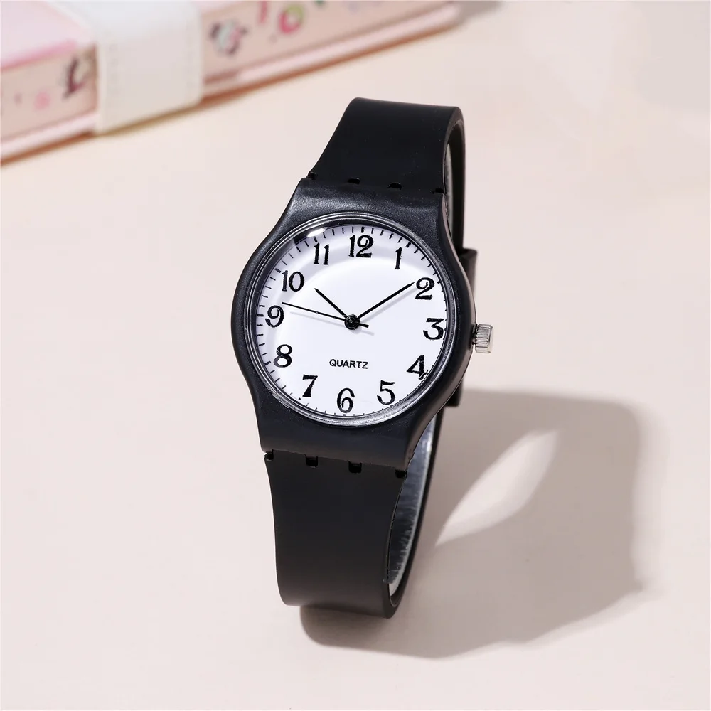 simple Fashion Silicone band quartz students Girls Boys Gifts Wristwatch