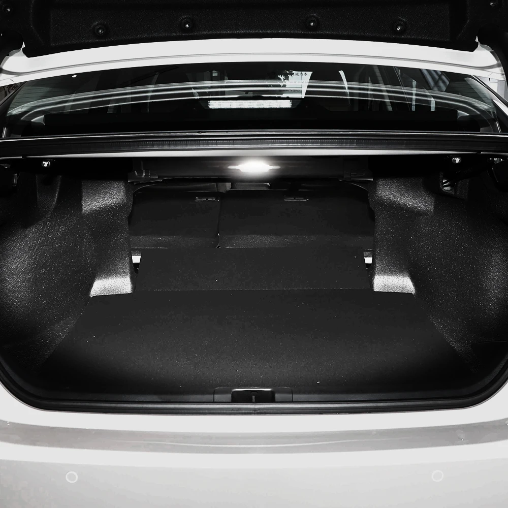 

White Full LED Trunk Cargo Area Light Assembly For Toyota Camry 9th Sienna Granvia Corolla Cross Frontlander Avalon