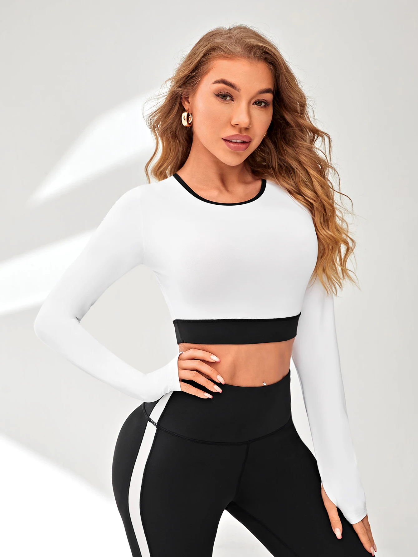 Long Sleeve Yoga Pilates Shirts with Finger Hole Quick Dry Elastic Slim Fit Crop Top Running Workout Breathable Training Wear