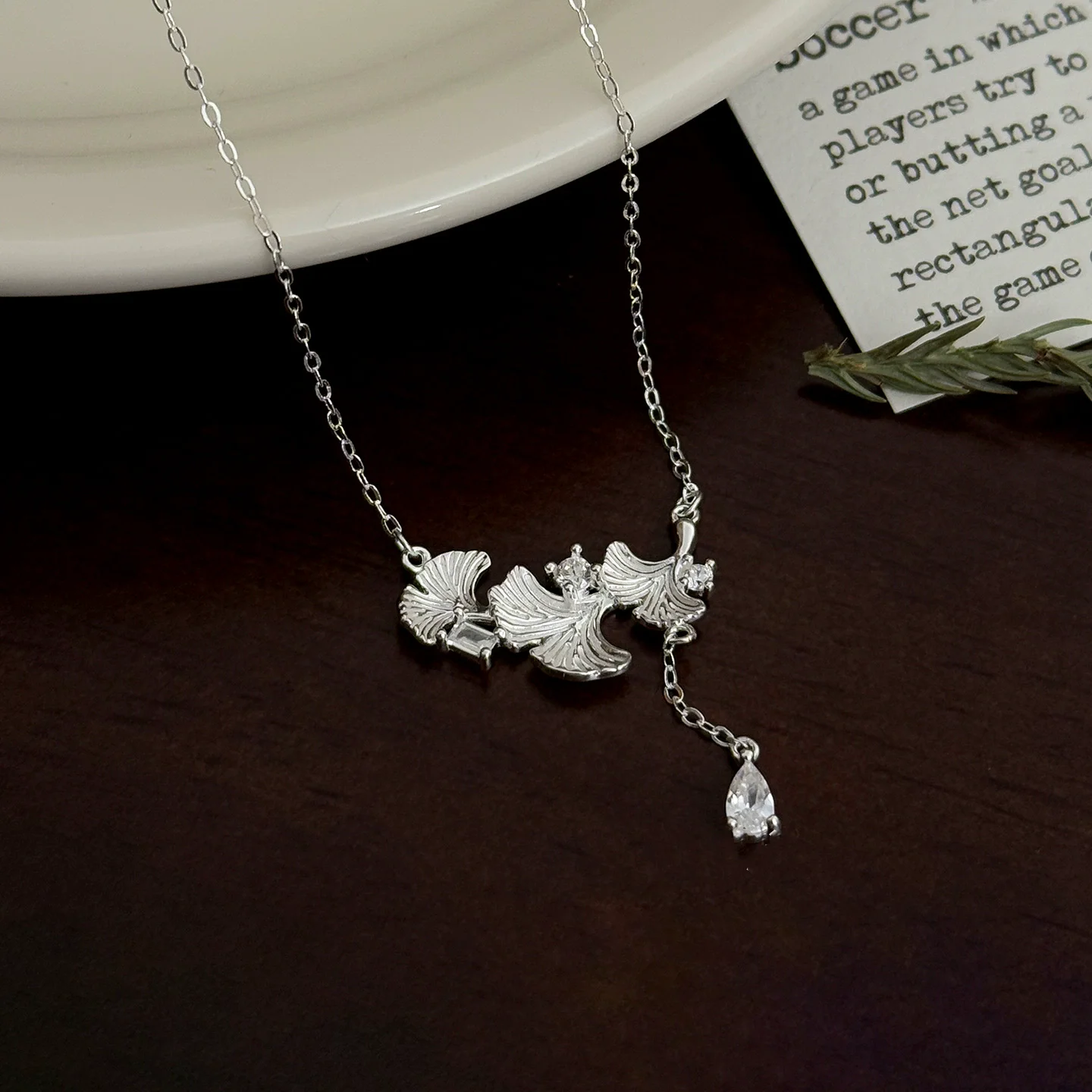 XIYANIKE الكورية الجنكة ليف قلادة القلائد للنساء سيدة حساسة موضة جديدة سلسلة الترقوة مجوهرات هدية حفلة يوميا #5