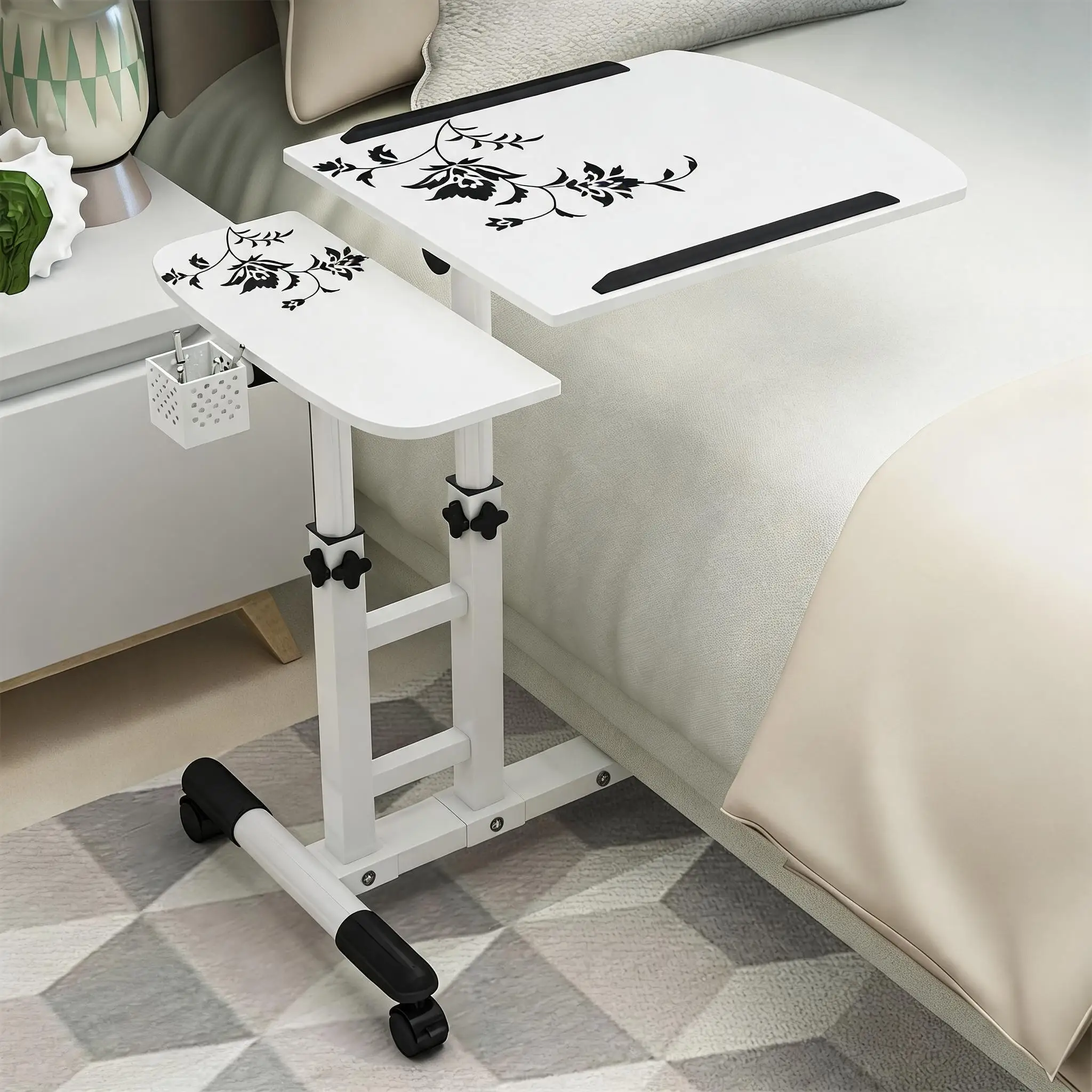 Mobiler Laptopständer mit Verriegelbaren Rollen - Höhen- und Winkelverstellbar - Robuster Eisenrahmen - Ergonomischer Schreibtisch Ideal für Sofa, Bett oder Wohnung