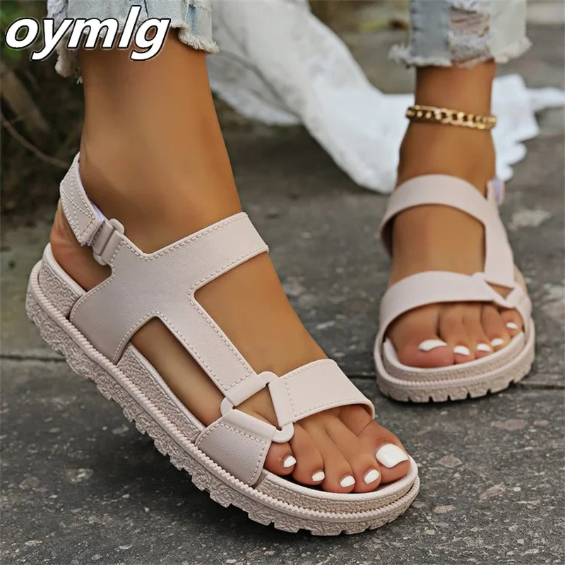 New Summer Roman Casual and Comfortable Thick Sole Beach Shoes for Women Outsiders, Soft Sole Sandals, and Fashionable Sandals