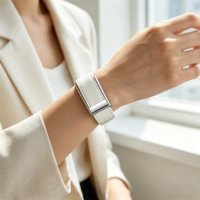 Picture 4: Luxury Leather Tapered Band For Whoop 5.0 one+peak High-end Strap Bracelet Adjustable Replacement Accessories
