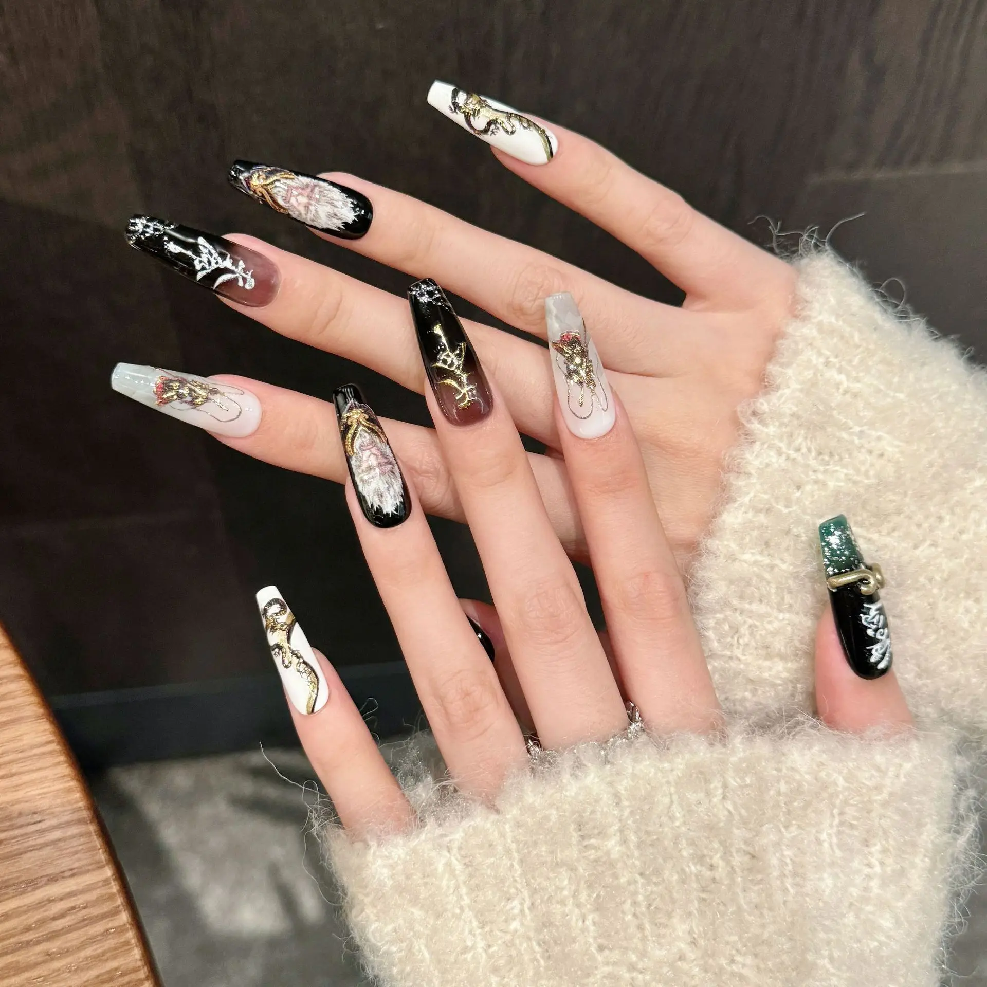 الصحافة اليدوية على الأظافر WU KONG القرد طباعة الأظافر وهمية يمكن ارتداؤها غطاء كامل الأوروبية طويلة الباليه نعش أظافر صناعية بقع