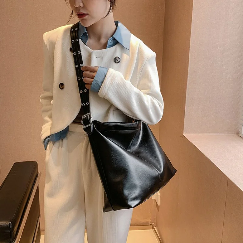 

2025 New High-end Luxury Brand Ladies Leather Tote Bag Famous Designer Paris Classic Vintage Style​