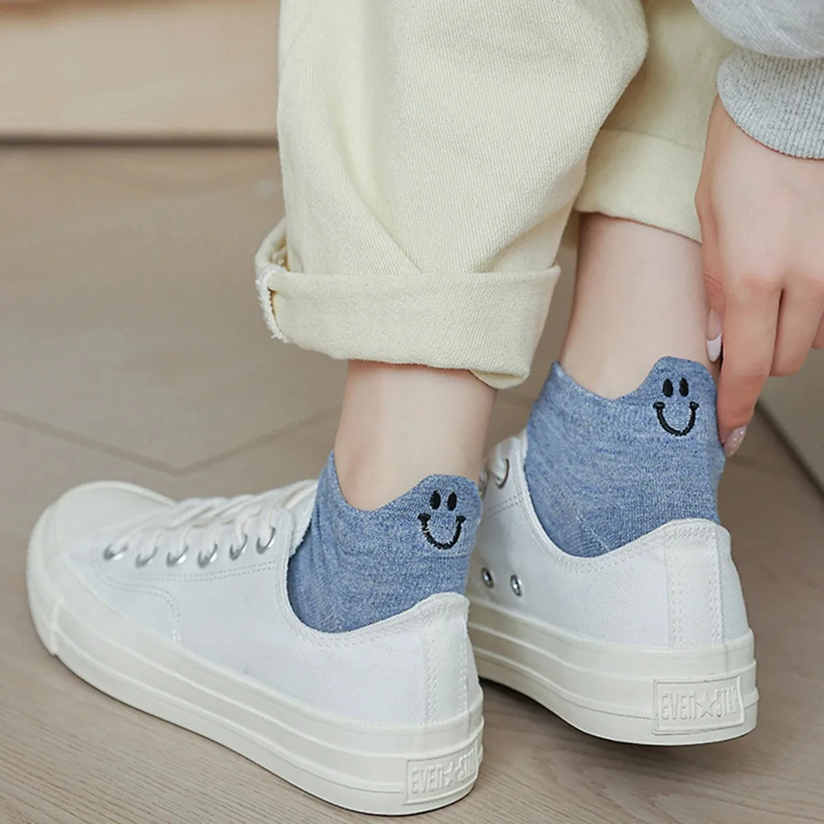 10 Pairs Kawaii Short Socks For Women Spring Summer Lovely Heel Embroidered Smiling Face Female Cotton Personality Ankle Socks image 4