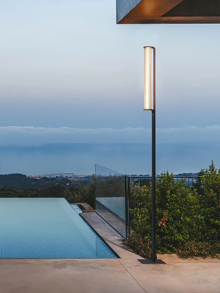 

Waterproof outdoor lawn lamp road park square community landscape