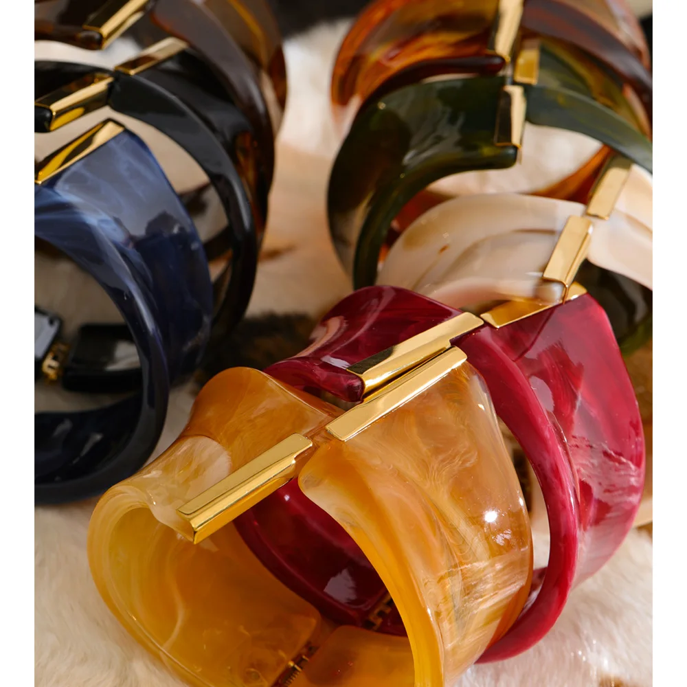 Thumbnail 4 - #12 Trending Bracelets Right Now