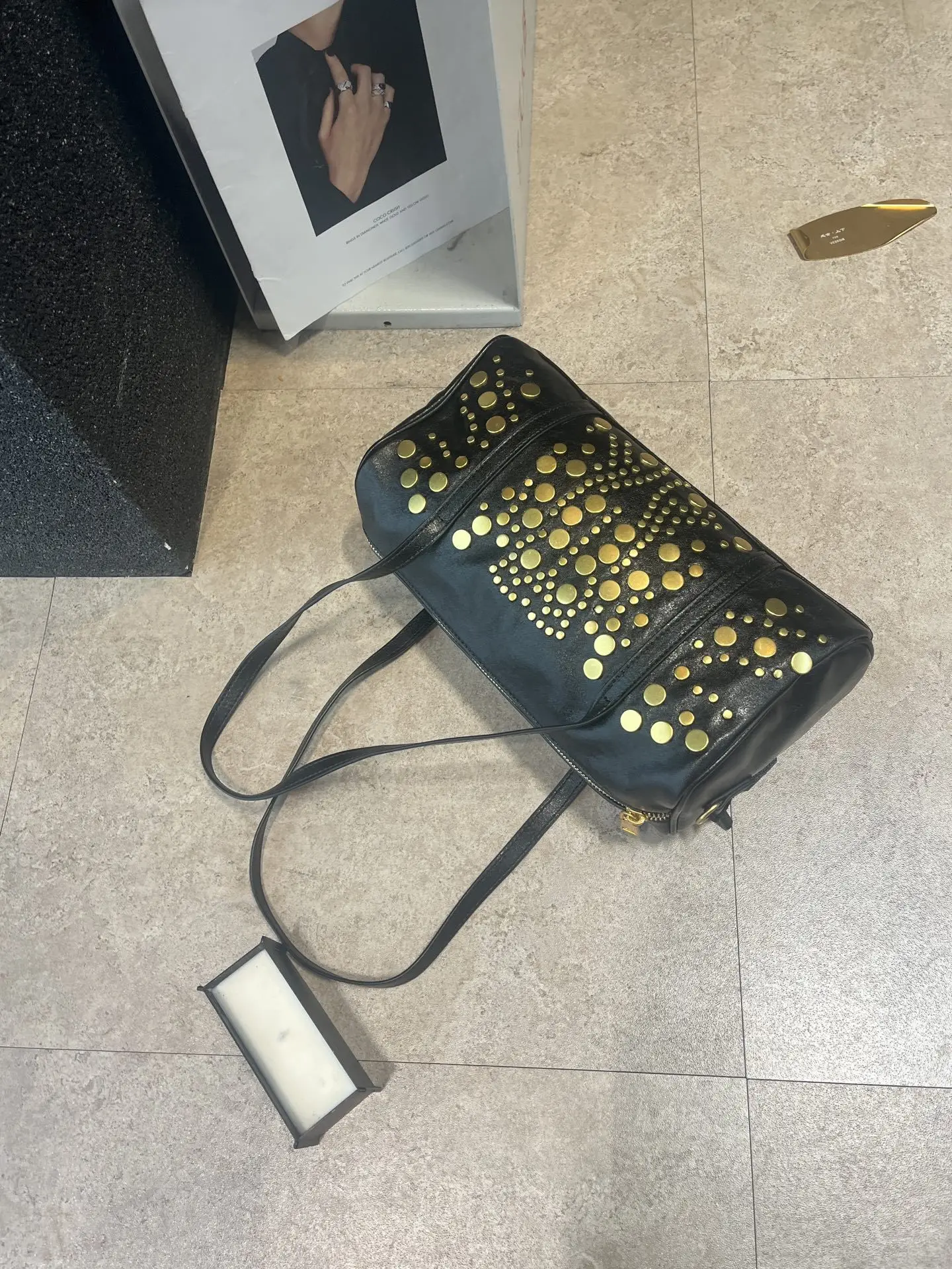 FIRMRANCH 2026 ربيع جديد الموضة خمر برشام تصميم سعة كبيرة المرأة حقيبة كتف وسادة المحفظة