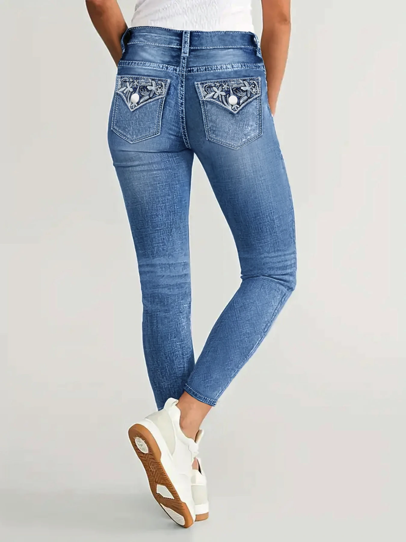 

Women's Plus Size Blue Jeans | Floral Embroidered Flap Back Pockets, Skinny & Long | Elegant, Retro, All-Season Versatility