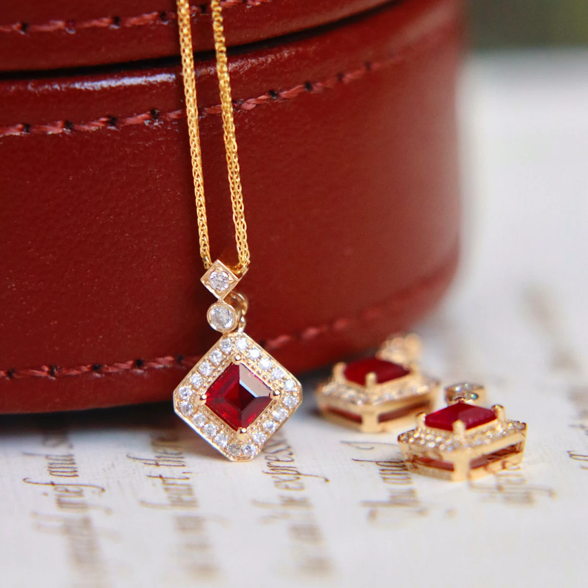 

Женское ювелирное ожерелье из цельного серебра S925 с квадратным дворецком, подарок на подарки и ношение на банкет и случай