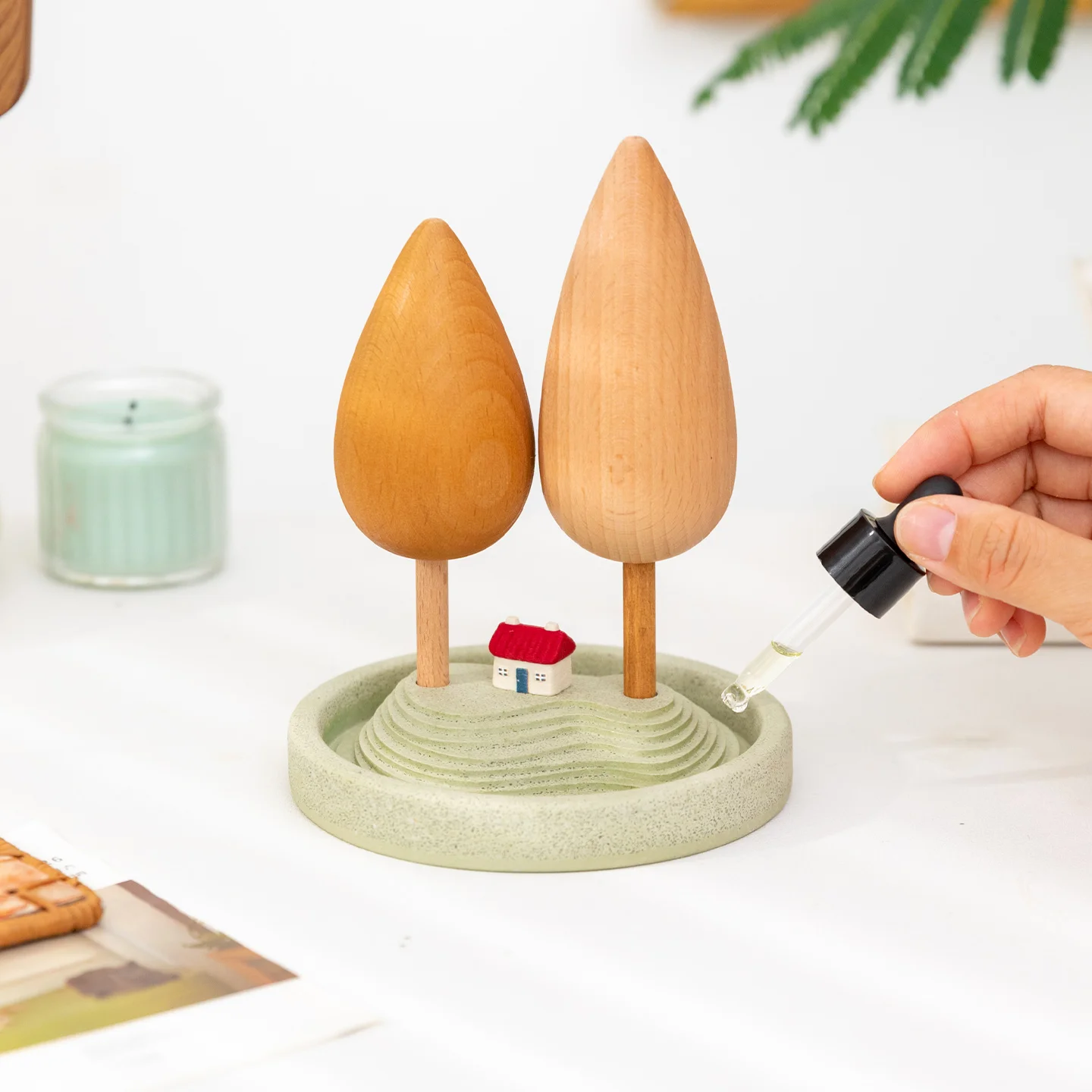 Wooden Christmas Tree Mini House Landscape Perfume Aromatherapy No‑fire Essential Oil Diffuser Home Bathroom Ornaments Gift