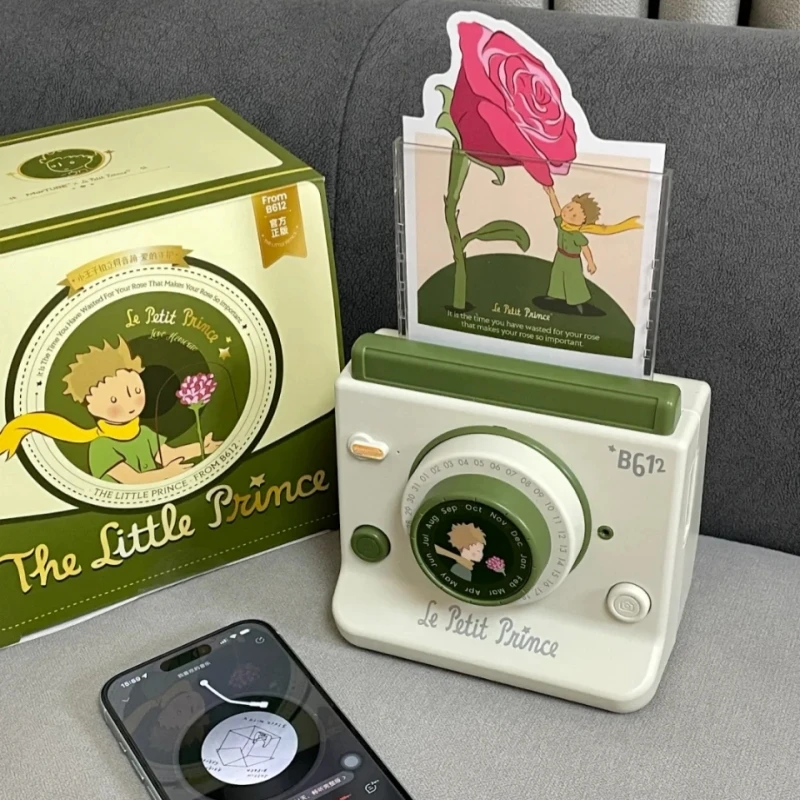 

Creative Hand-made Small Desktop High-quality Wireless Bluetooth Speaker for Retro Camera Modeling Ornaments