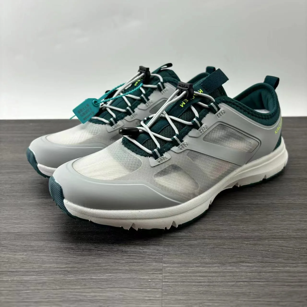 New 2025 summer hot sale neutral wear-resistant lightweight breathable mountaineering leisure hiking shoes very good