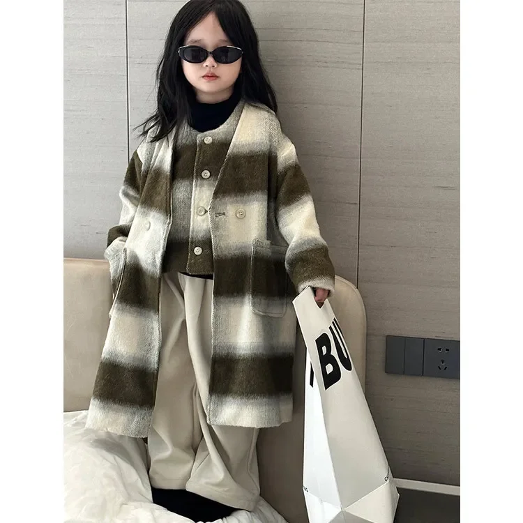 

Girls' striped woolen coat 2-piece set 2023 autumn/winter new Korean long vest jacket top winter coat girls coat