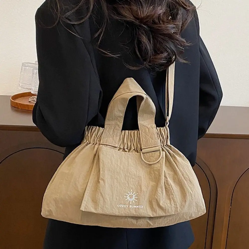 

Sweet Korean Style Nylon Shoulder Bag Large Capacity Light Canvas Messenger Bag Crossbody Bag Waterproof Dumpling Bag Outdoor