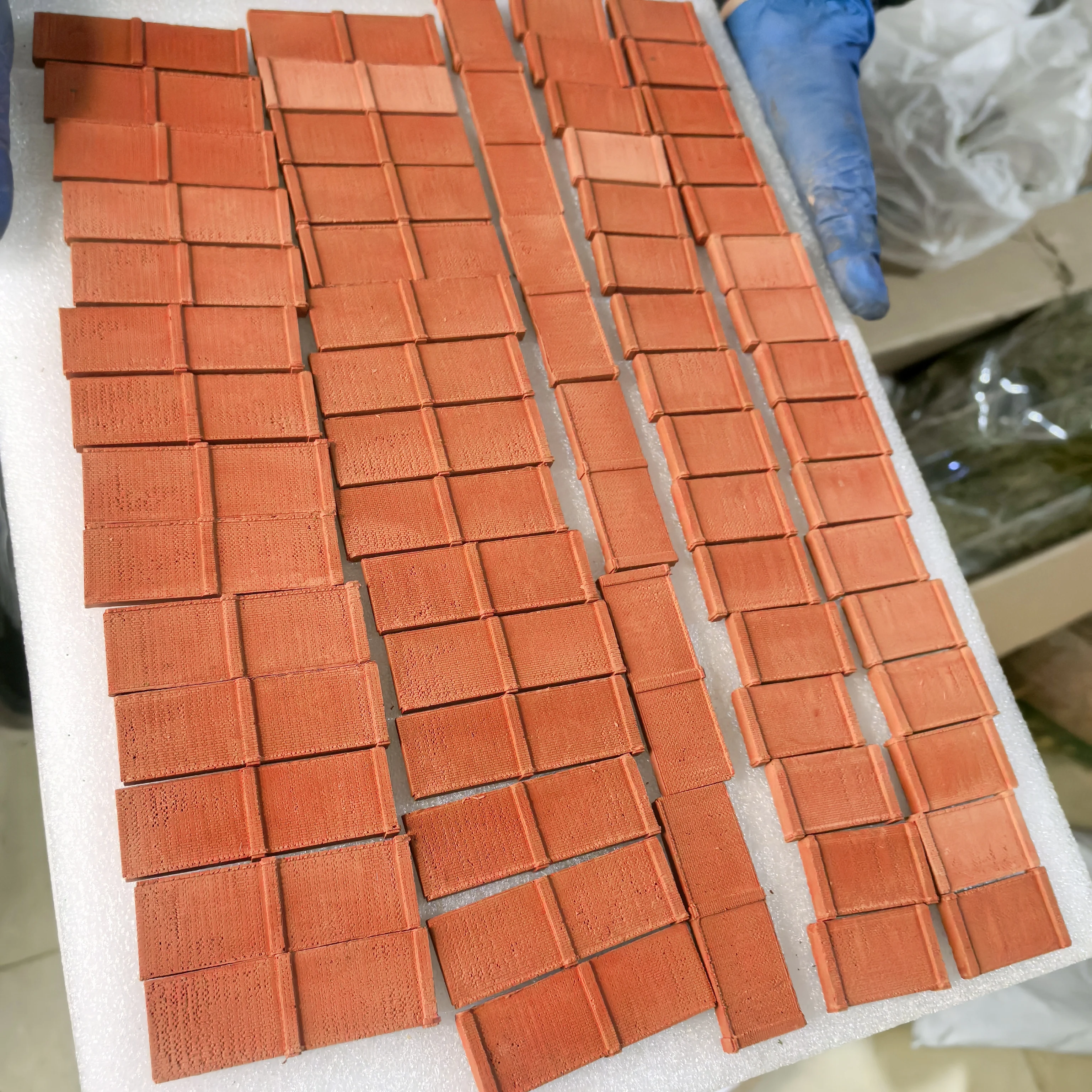 

2 Set N Scale 1:160 Miniature Plaster Brick Wall Sections, Model Railway Train Diorama Building Architecture Scenery Materials