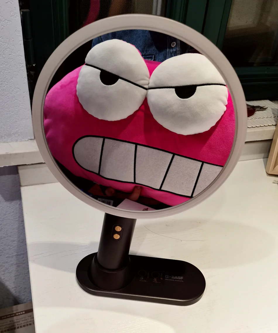 Sehr weiches Crayon Shin Chan Rückenkissen, gefülltes Anime-Shiro-Kissen, Sofa, Bett, Kissen, Raumdekoration, kuschelige Kissen, Geschenke für Mädchen