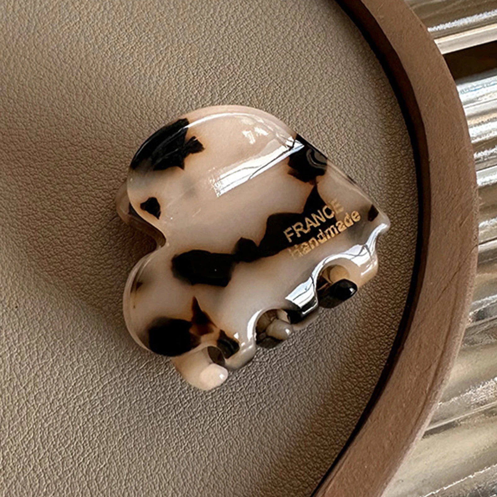 Eleganckie klipsy do włosów w kształcie rekina, mocne spinki do kucyka, akcesoria do włosów, antypoślizgowe klamry dla dziewczynek.