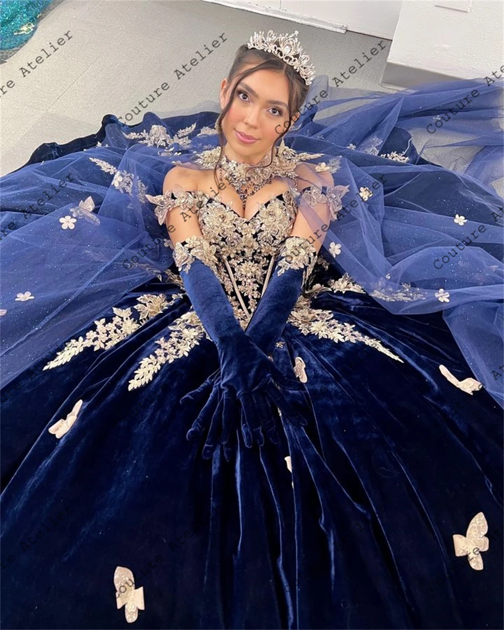 Light Gold Buterflies Lace Appliques Cape Velvet Navy Blue Quinceanera Dresses With Gloves Ball Gown For Sweet 15 16 Customized