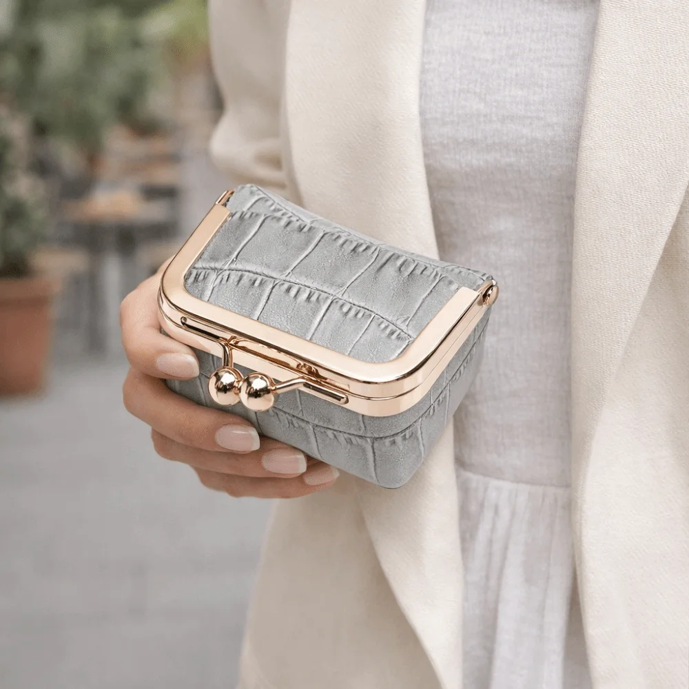 Crocodile Patterned Kiss Lock Coin Purse Genuine Leather Square Leather Jewelry Bag Mini Multifunctional Small Item Bag Earphone