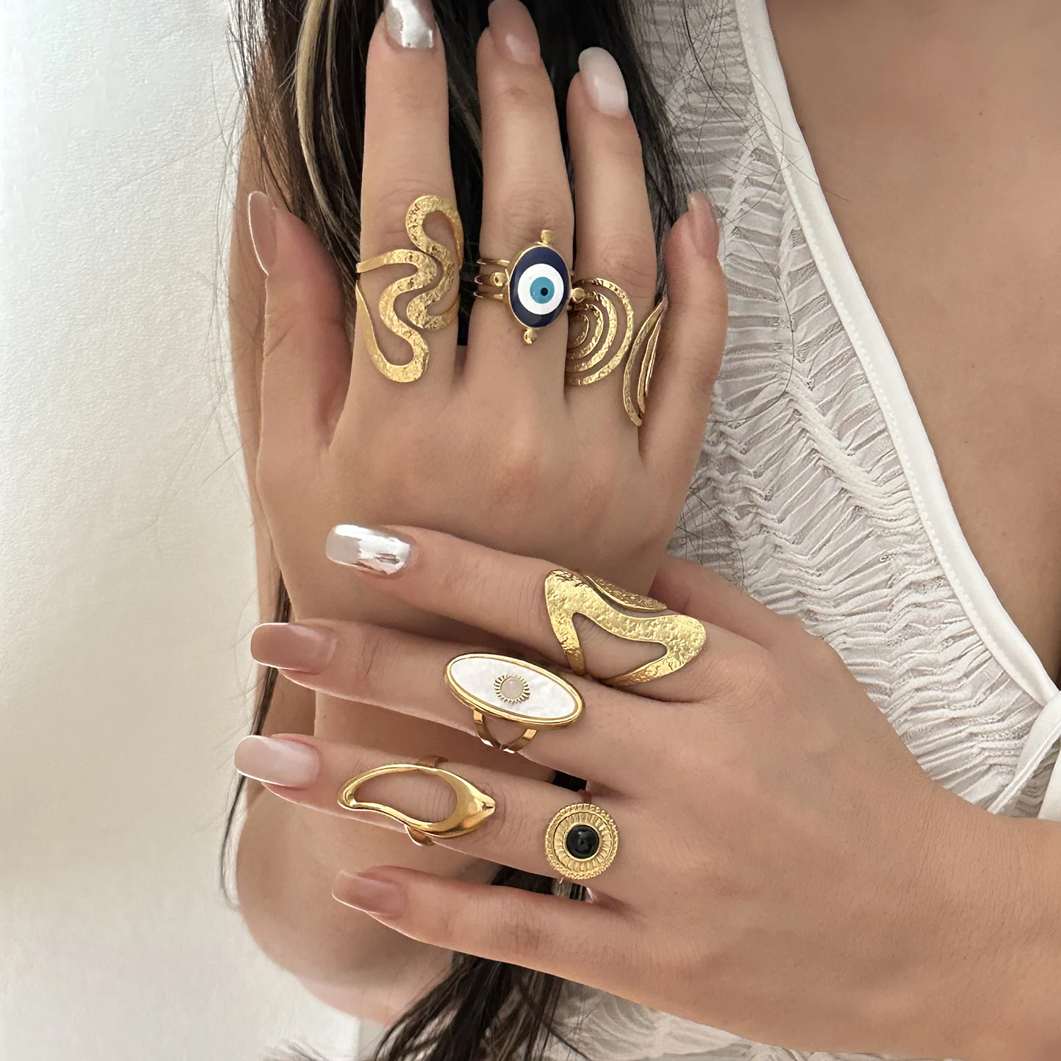Edelstahl Chunky Wide Ringe für Frauen Vintage Goldfarben Geometrische Spiral-Linien Fingerringe Charms Wasserfester Schmuck – Detail 3