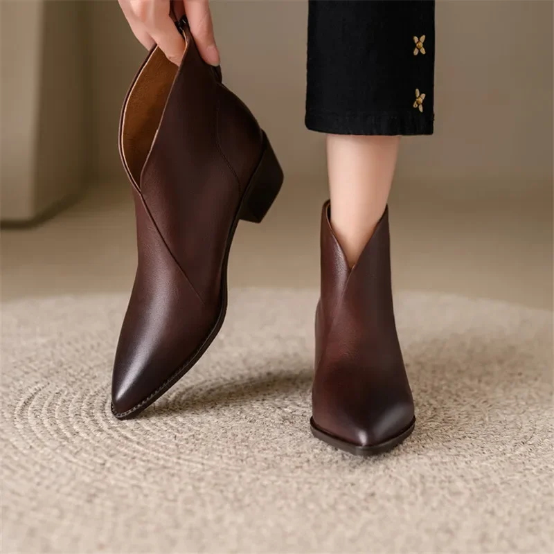 New Women Genuine Leather Ankle Boots Pointed Toe Chunky Heel Boots for Women Winter Fashion Short Boots Concise Women Boots