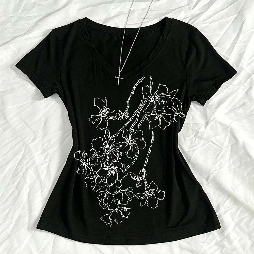 Women Top Y2k Tops Goth Woman T-shirts Trashy Y2k 2000s Clothing Female Kpop Gothic Women's Cropped Emo Grunge Clothes Harajuku