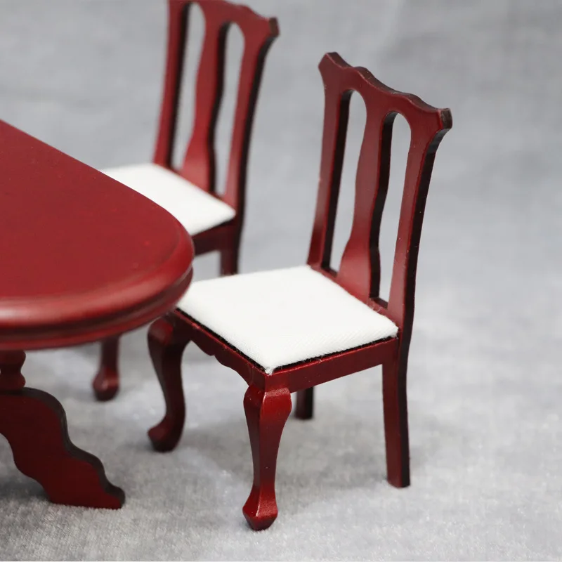 Meubles miniatures pour maison de poupée, échelle 1:12, ensemble de Table à manger et chaises en bois rouge rétro européen Vintage pour décoration de Micro scène