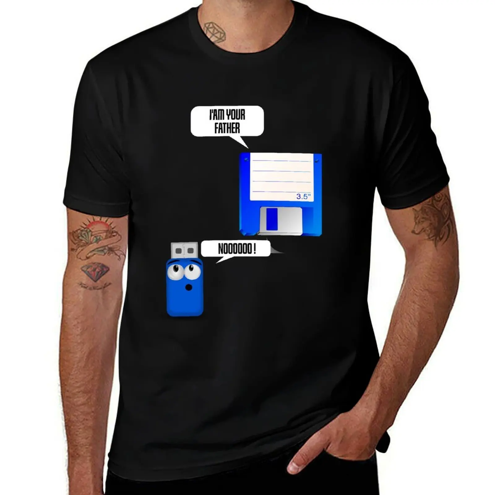 Floppy USB Stick Funny Gift Nerd I am your dad T-Shirt Casual Everyday Wear T-Shirt