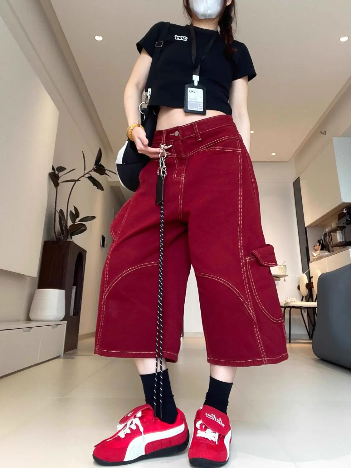 

American retro large size red cropped jeans shorts for women in summer wide-leg loose design high street work pants