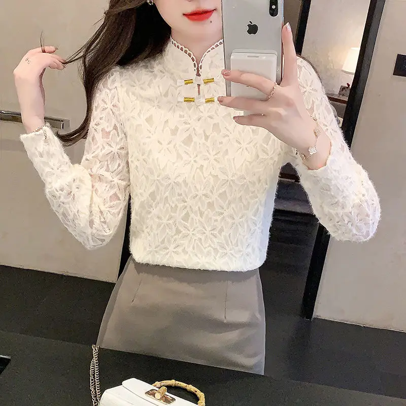 Lace Base Shirt for Women 2024 Spring New Style New Chinese Lace Nail Bead Buckle High-end Western Style Interior Top for Women