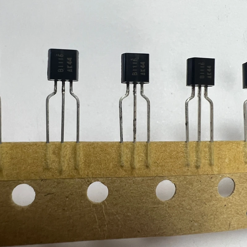 

10PCS/LOT TO-92 2SB1116 B1116 C752 2SC752 2SC1815-GR 2SC3402 C3402 LM34CZ 2SC2240 C2240 A970