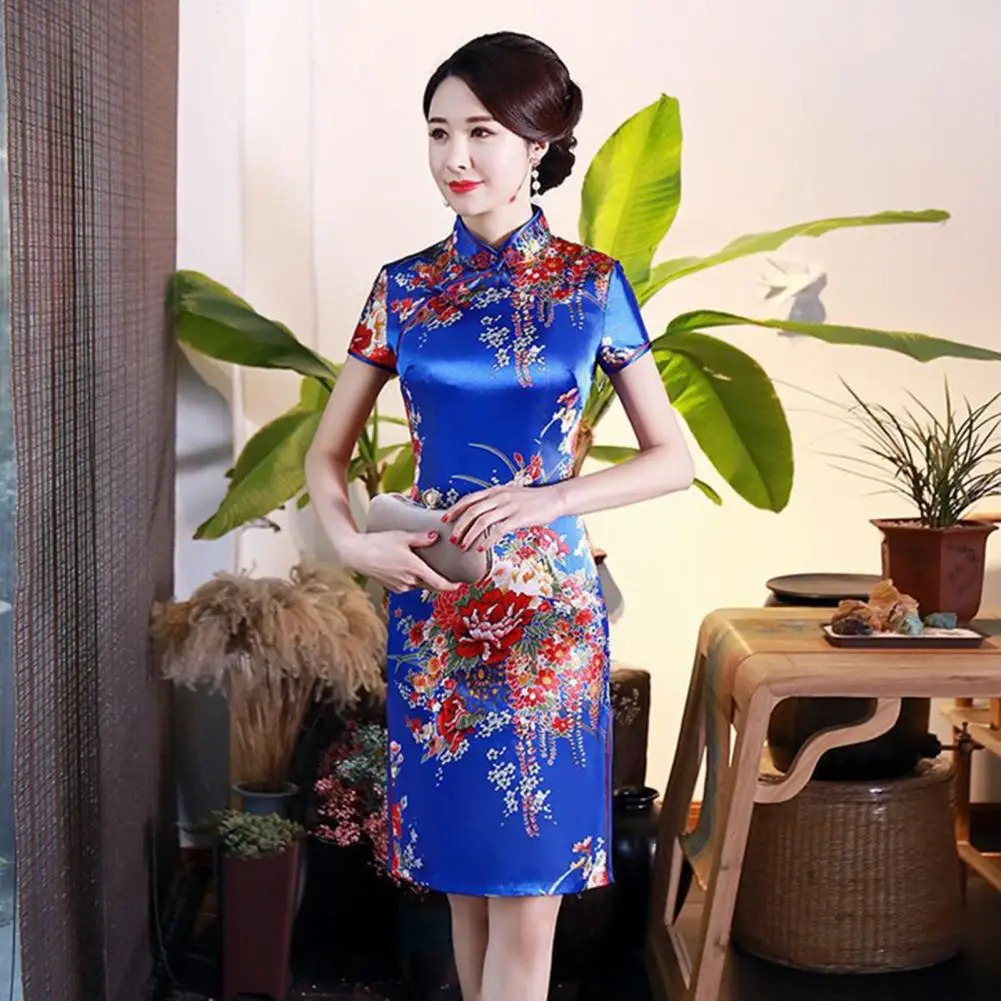 

Chinese Style Qipao Mandarin Collar Short Sleeve Disc Buckles Side Split Lady Cheongsam Flower Print Female Clothing