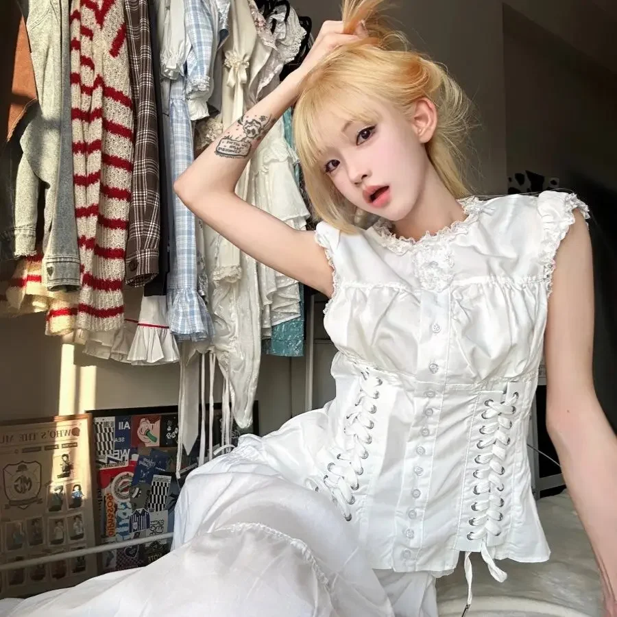 

French Retro Court Style Lace Patchwork Tie White Short Sleeved Shirt Women Summer Buttoned Slim Fit Slimming Top