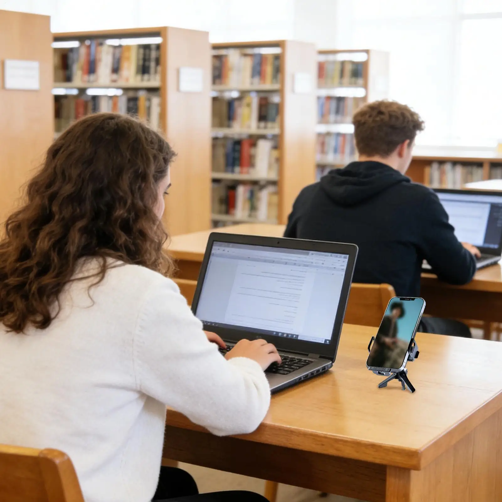 

Car Phone Charger Holder Fast Charging Base 90-degree Rotatable Folding Screen Car Phone Mount For Road Trips Sedans SUVs RVs