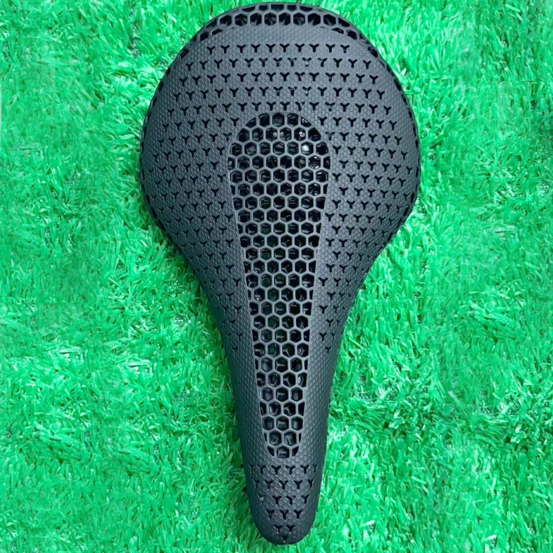 2026FKFB Ultra Vollcarbon 3D-Gedruckter Fahrradsattel 185g TorayT800 Carbonfaser-Basis für MTB Mountainbike-Sattel 145mm