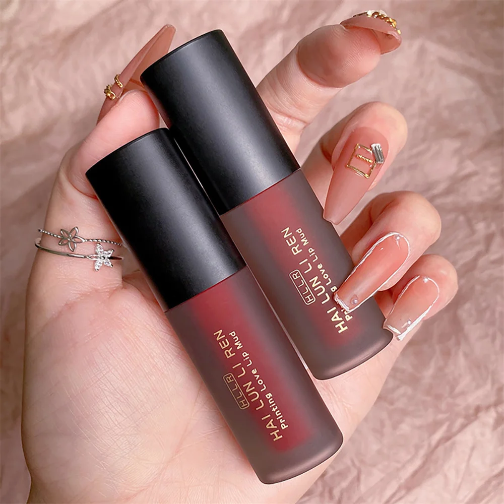 Lip Mud Strong Color Exquisite Formula Comfortable To Wear Do Not Stick A Cup Of Lipstick Matte Lips The Feeling Of Luxury