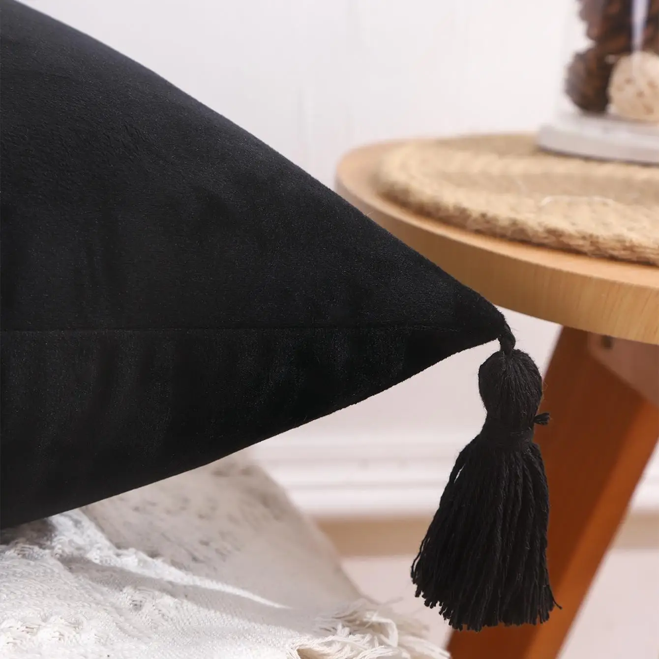 1PC Simple Plain Color Tassel Pillow Cover - Decorative Home Accents for Living Rooms & Bedrooms - Elegant Atmosphere