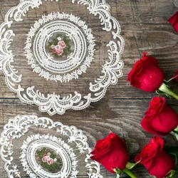 1PC Eettafel Cover Geborduurd Tafelkleed Elegant Rond Kant Tafelkleed Koffie Onderzetters Servet Feest Bruiloft Decoratie