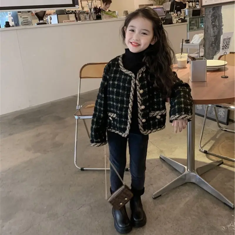 

Autumn/Winter Baby Girls' Checkered Short Coat Fashion New Style Children's Thick Cotton Jacket Sweet Top