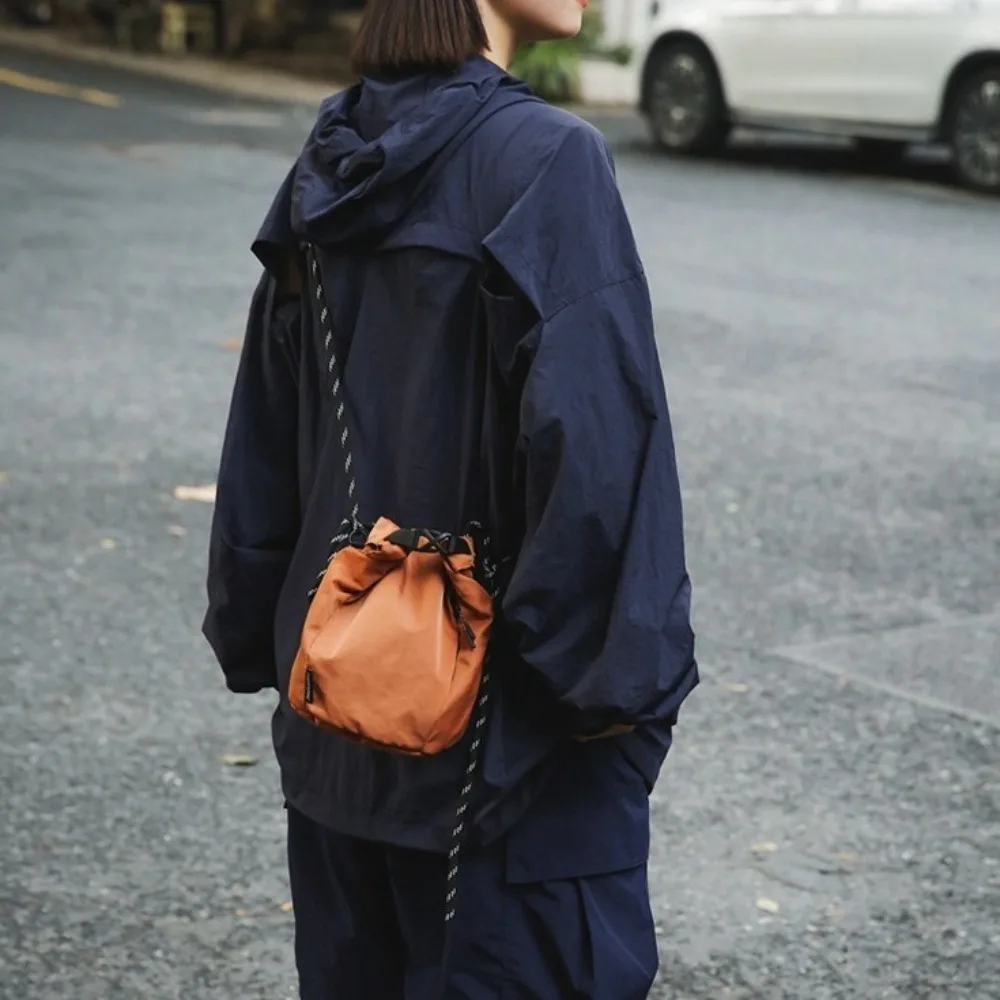 الكورية نمط الرباط دلو حقيبة يد بلون النايلون حقيبة كتف قابل للتعديل حزام الكتف محفظة صغيرة حقيبة كروسبودي