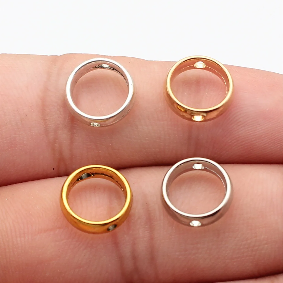 WYSIWYG 20pcs 11x11x3mm 4 Colors Inner Diameter 9mm, Suitable For 8mm Beads Round Perforated Bead Accessories For Jewelry Making