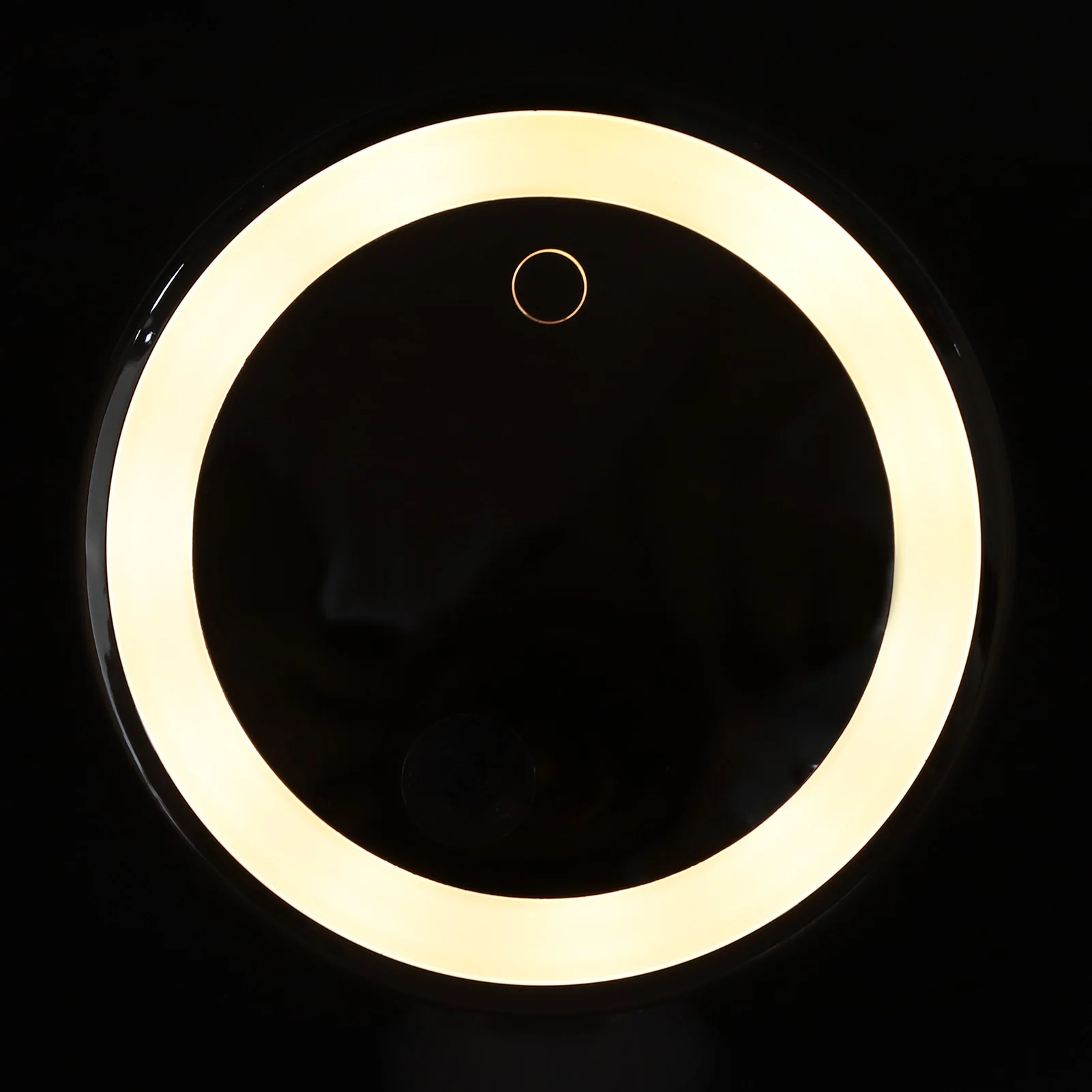 Suction Cup Makeup Mirror with 3 Light Colors Alloy 22 LED Lamp Beads 10x Magnify Rotating Mirror Easy Install Battery Powered